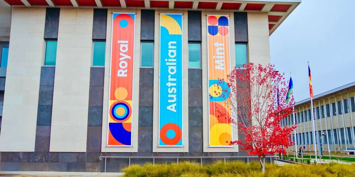 How Houston Businesses Can Use Decals and Vinyl Signs for Better Communication?